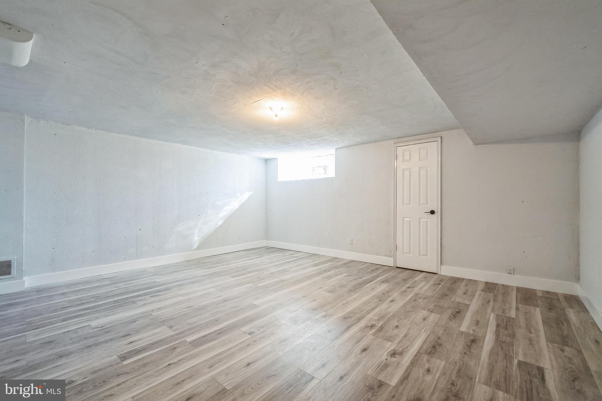 3727 W Country Club Rd