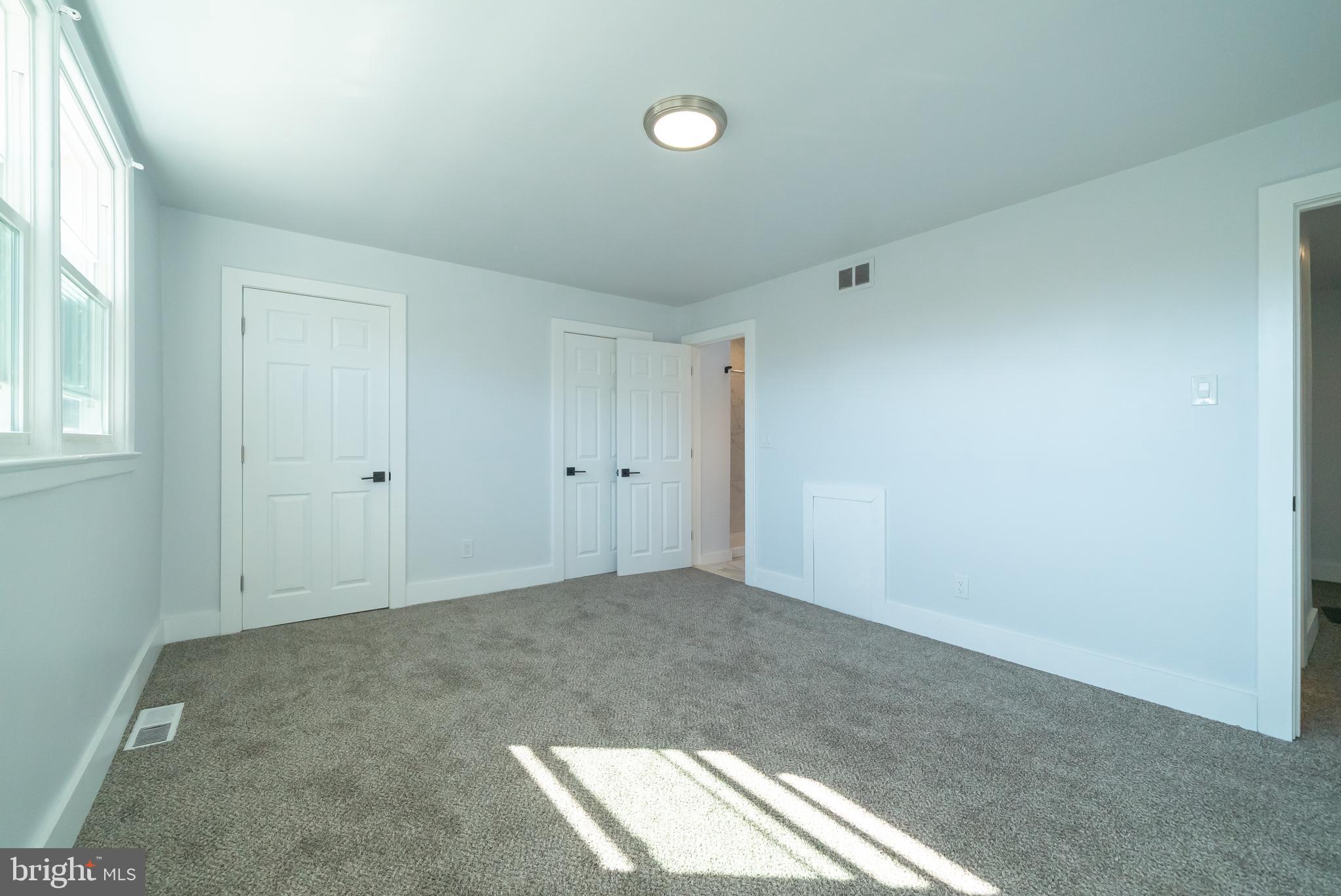 3727 W Country Club Rd