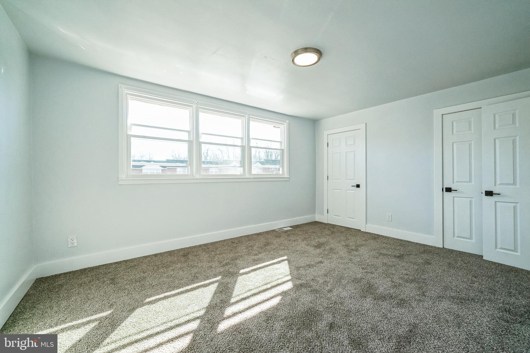 3727 W Country Club Rd