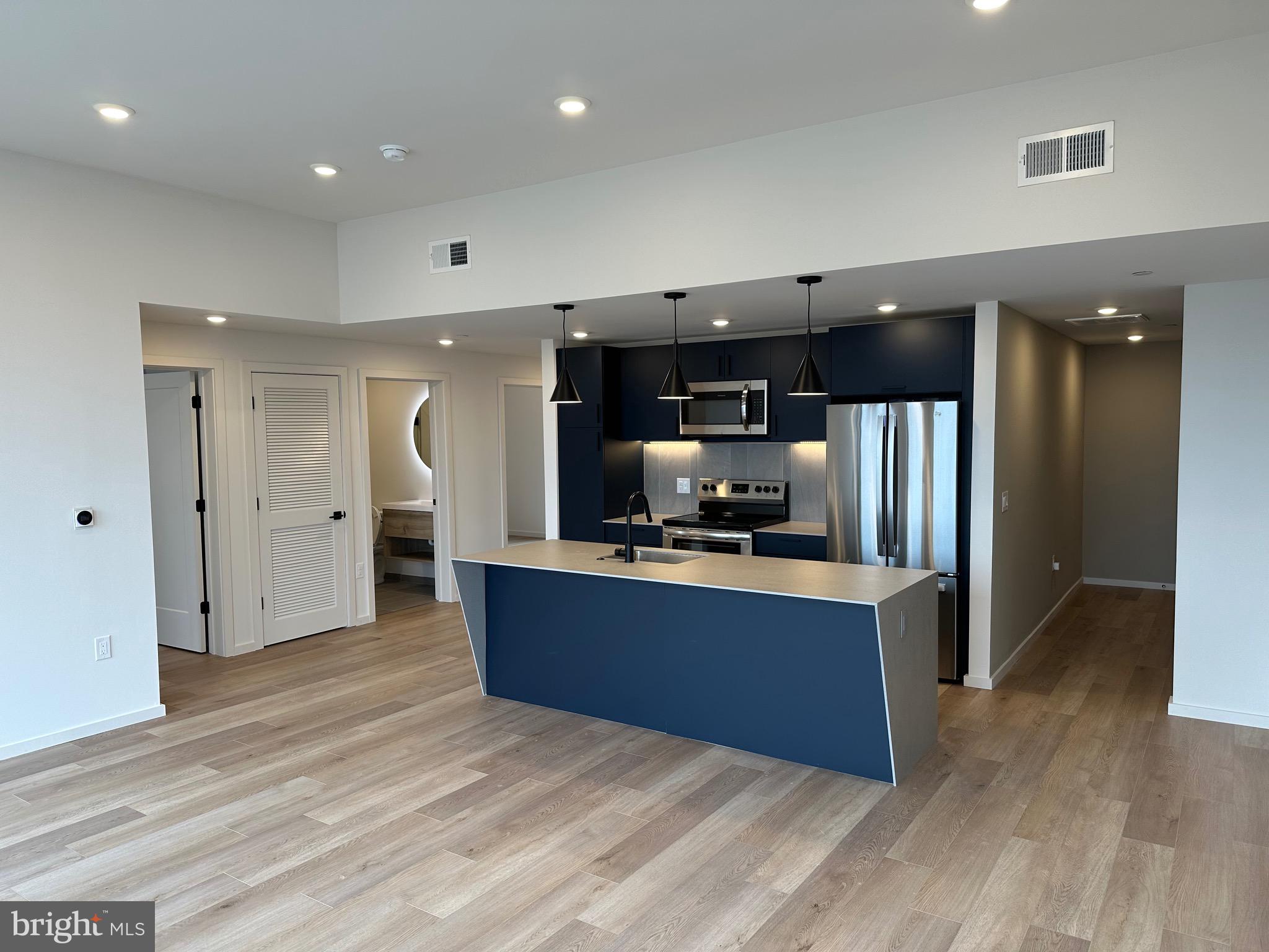 1705 N AMERICAN ST #3B2BA