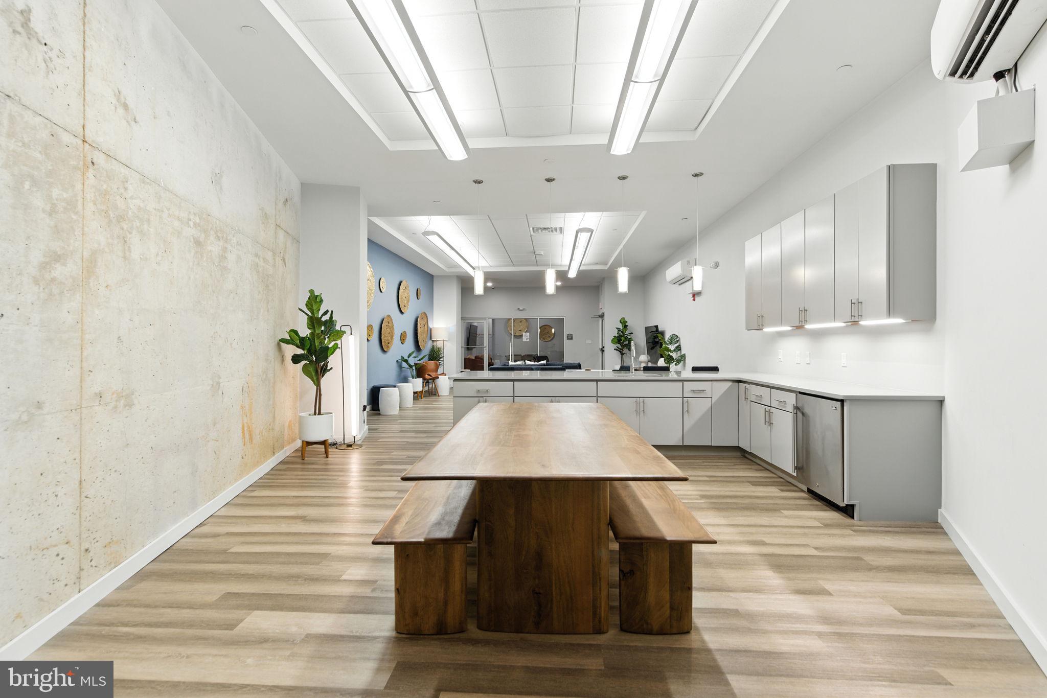 2110 E NORRIS STREET 47 1B1BA