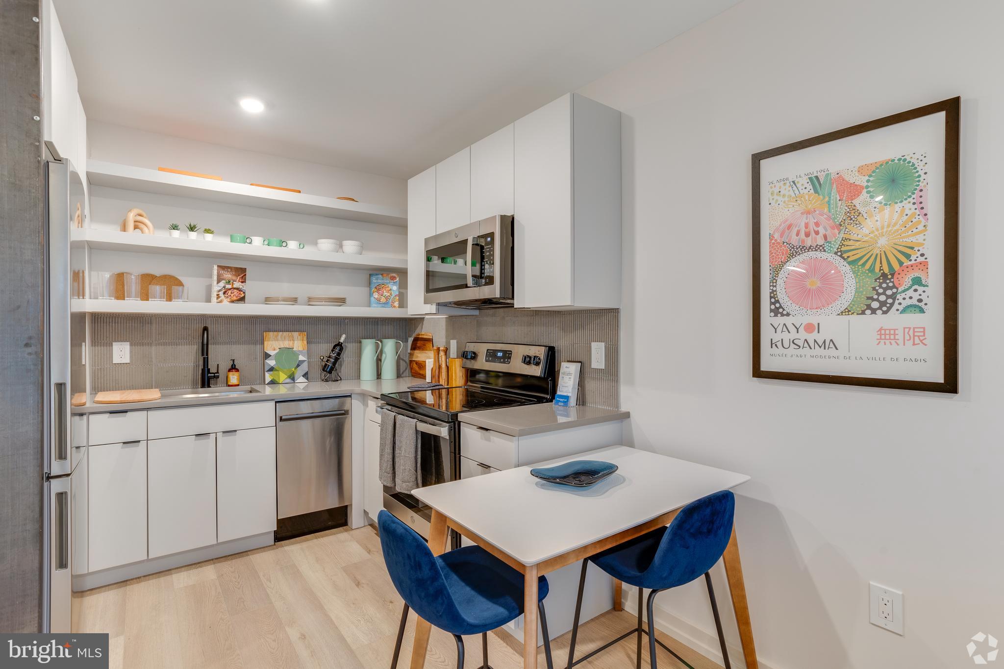 2009 N HOWARD STREET 212