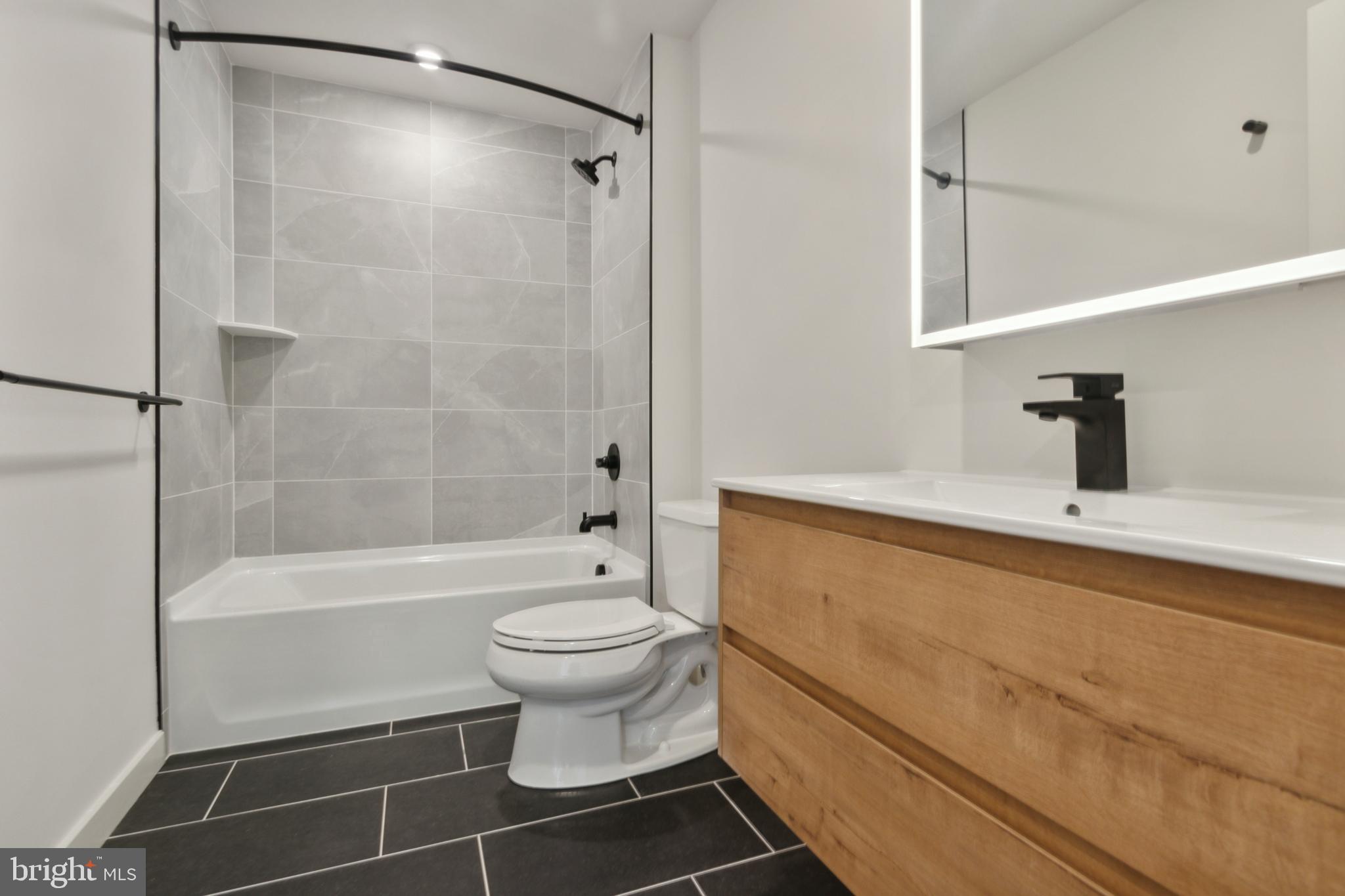 1775 N AMERICAN STREET 210