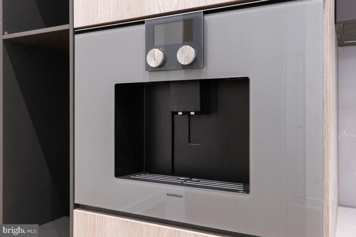 724 CHESTNUT STREET 201