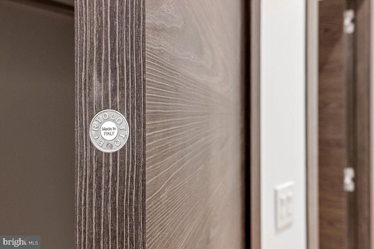 724 CHESTNUT STREET 201