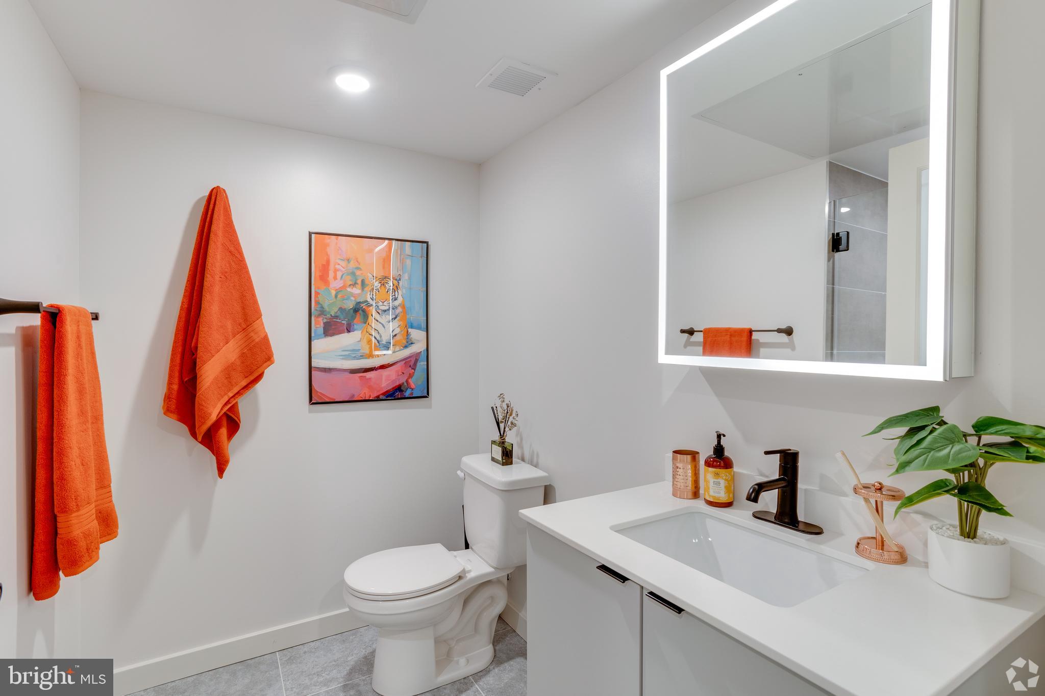 2009 N HOWARD STREET 324