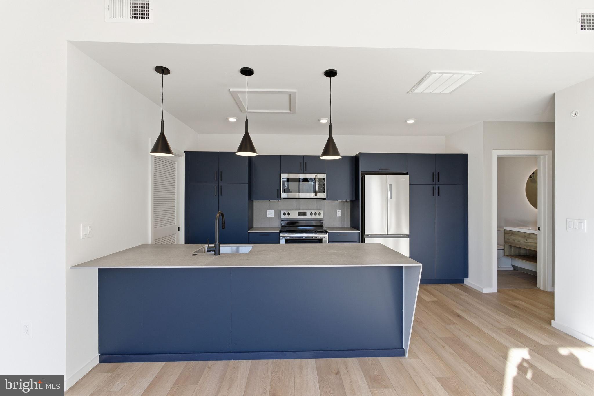 1705 N AMERICAN STREET 328