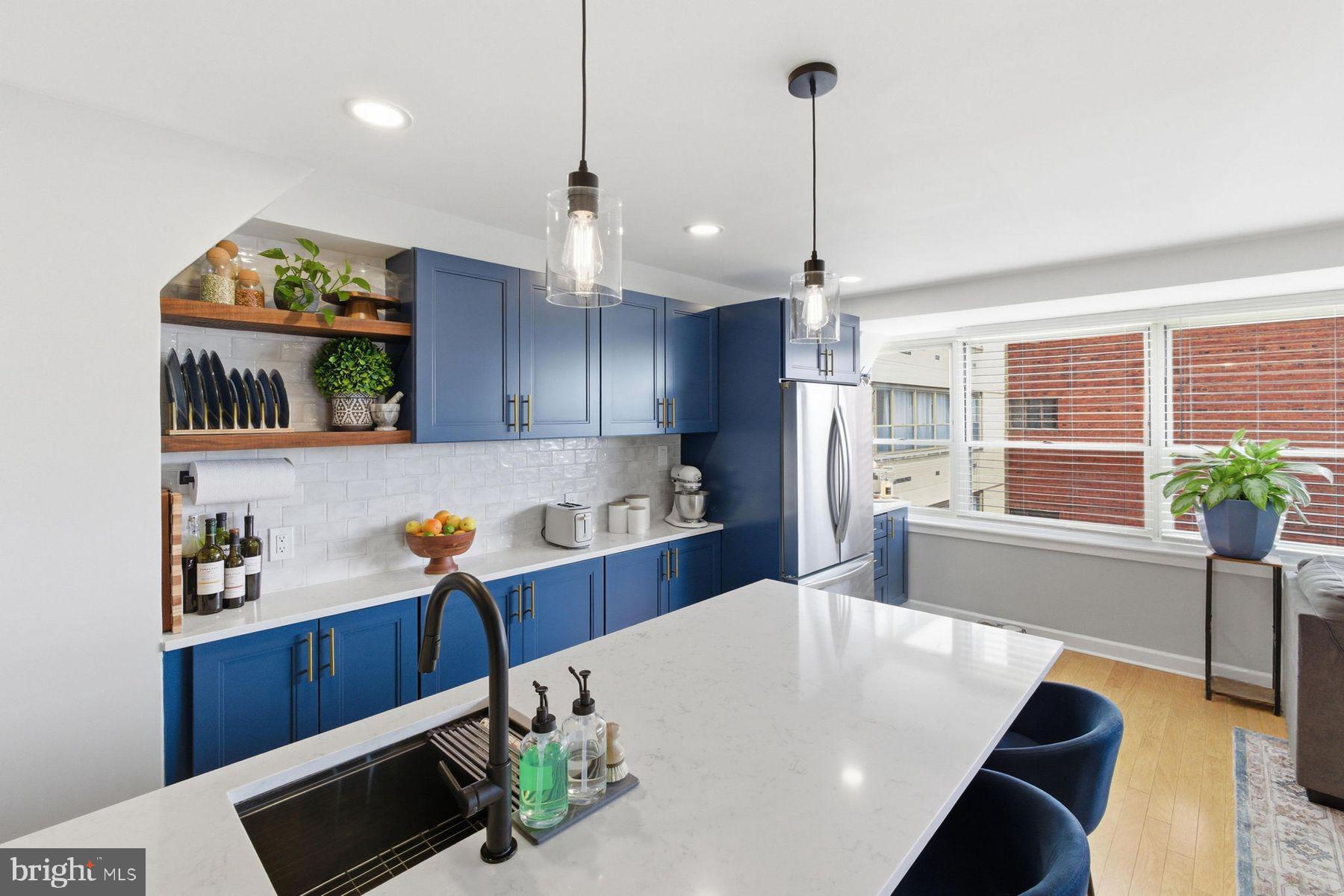 1810 RITTENHOUSE SQUARE 509