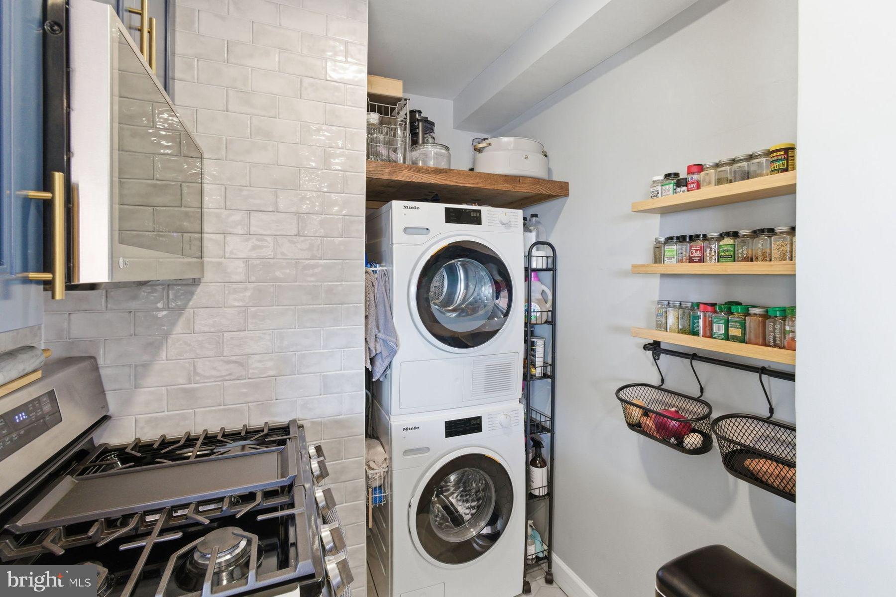 1810 RITTENHOUSE SQUARE 509
