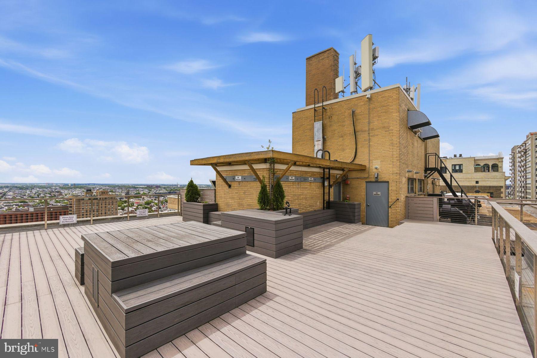 1810 RITTENHOUSE SQUARE 509