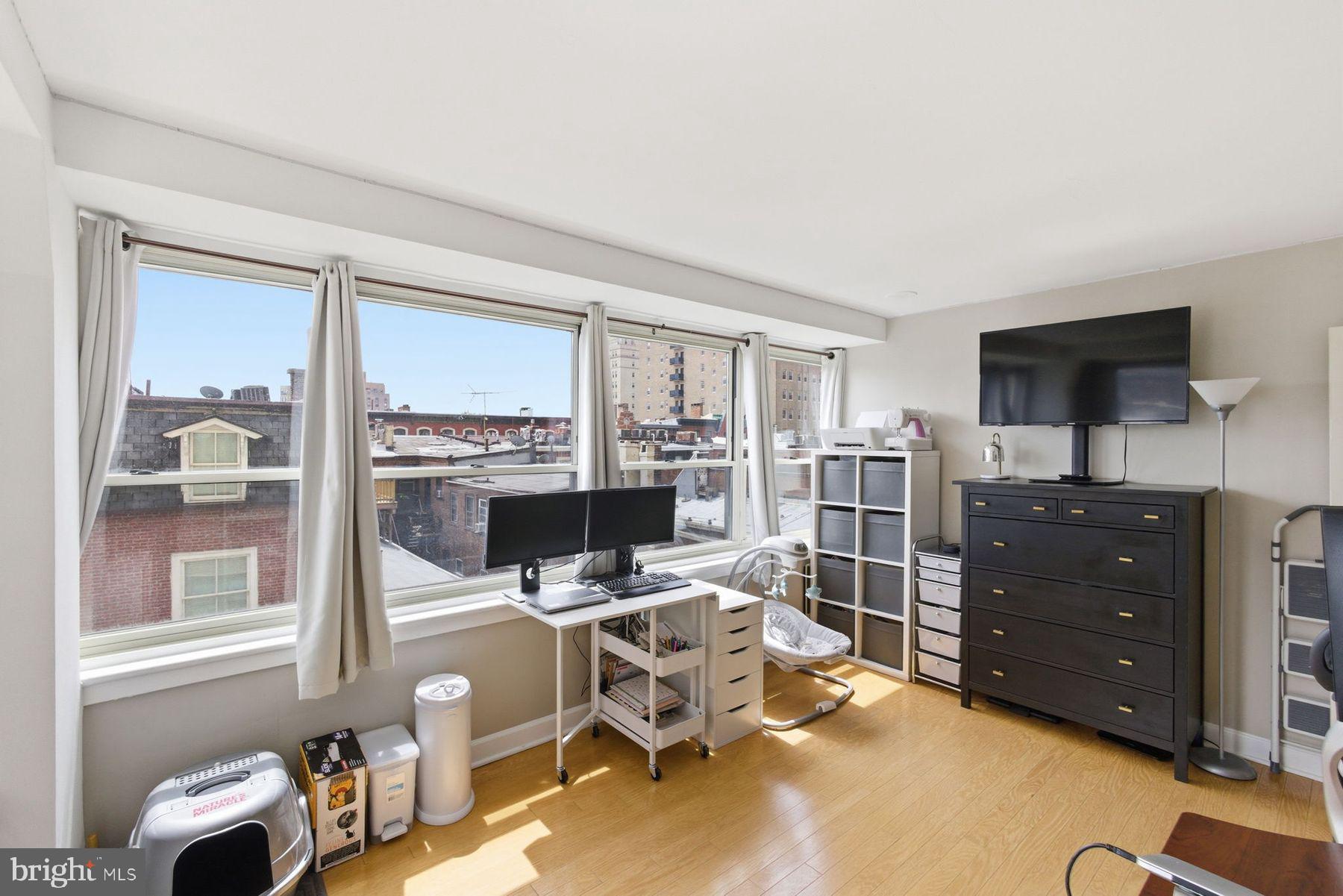 1810 RITTENHOUSE SQUARE 509