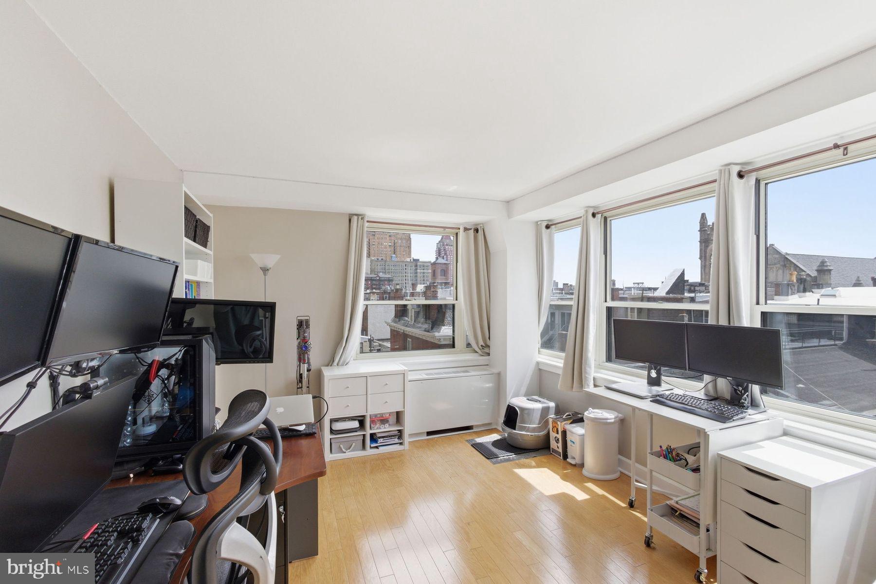 1810 RITTENHOUSE SQUARE 509