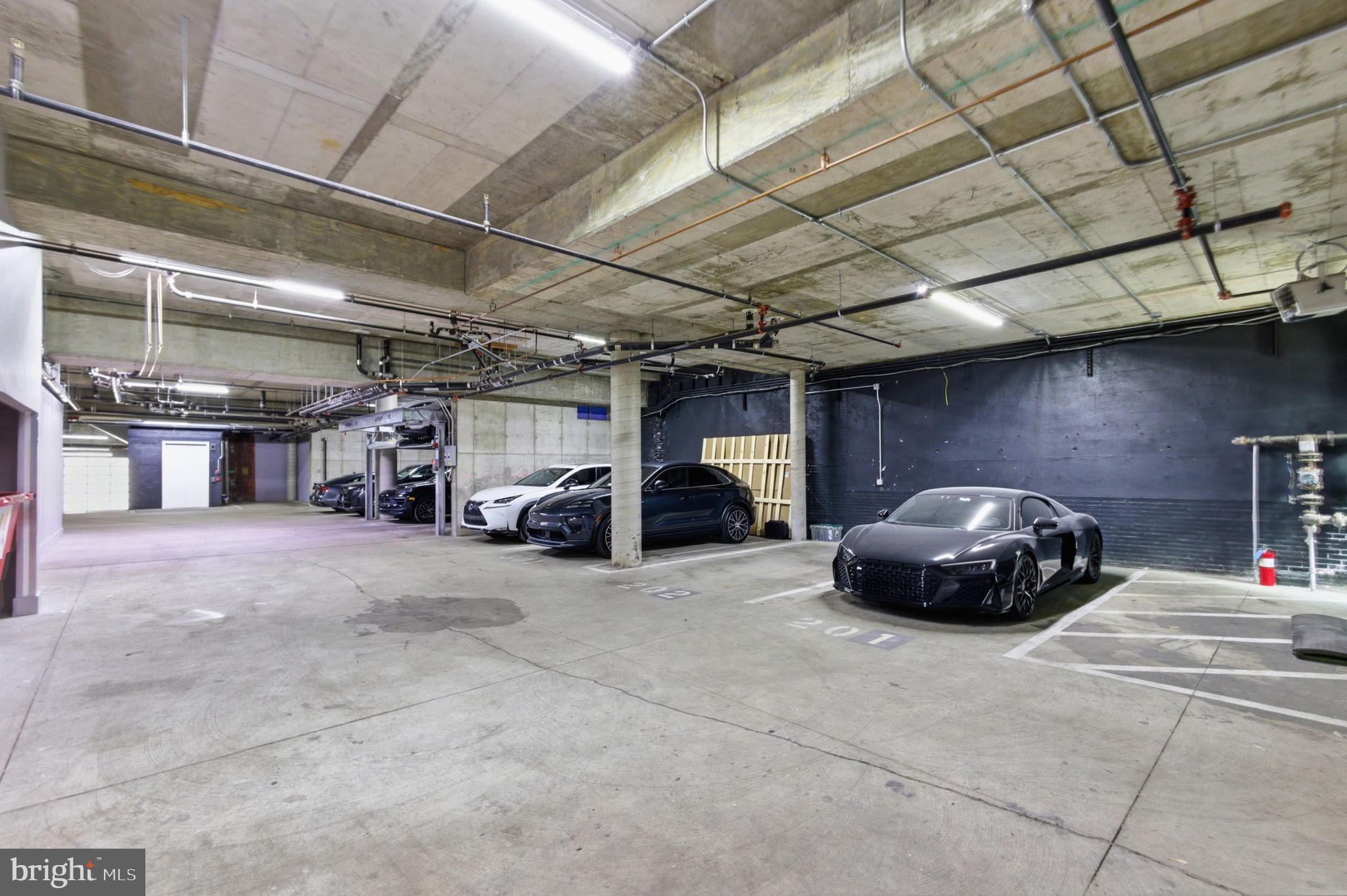 2110 WALNUT STREET 301