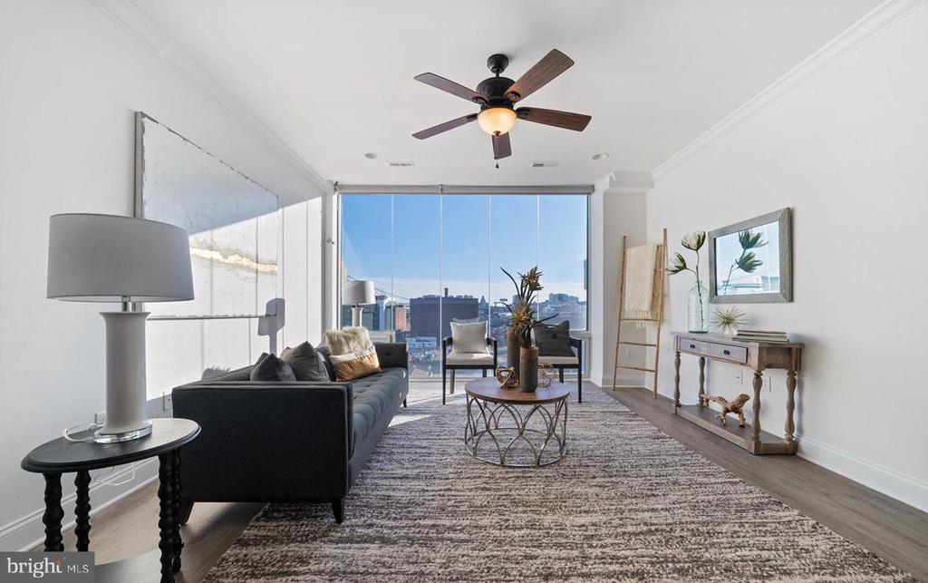 1 BROWN STREET Unit: 2B2BA
