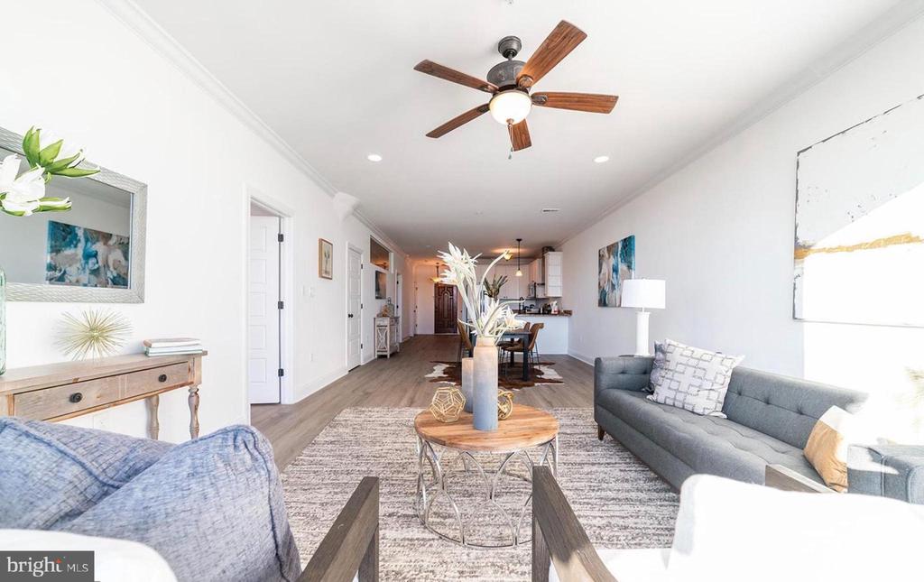 1 BROWN STREET Unit: 2B2BA