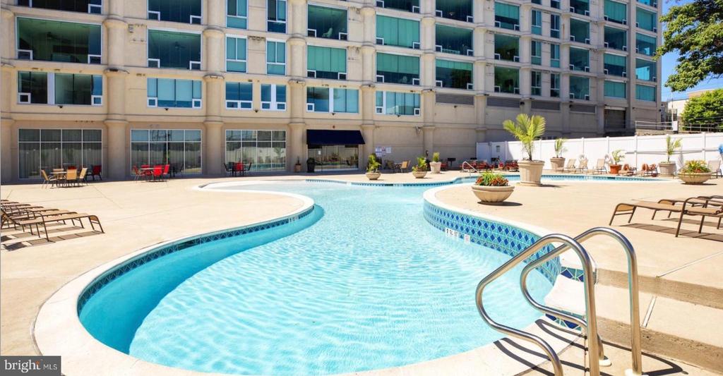 1 BROWN STREET Unit: 2B2BA