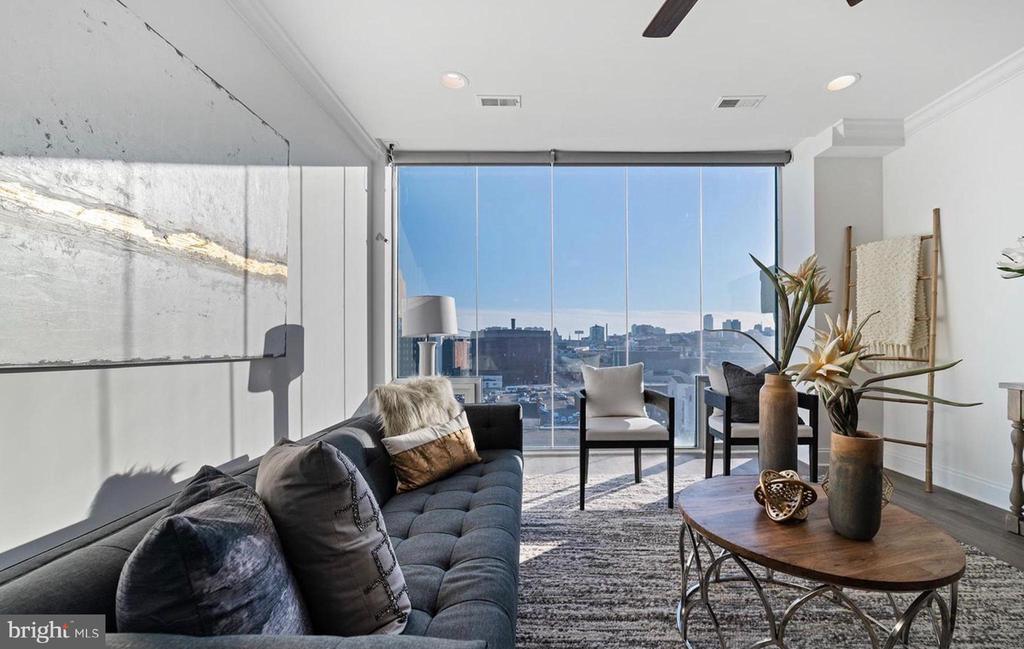 1 BROWN STREET Unit: 2B2BA