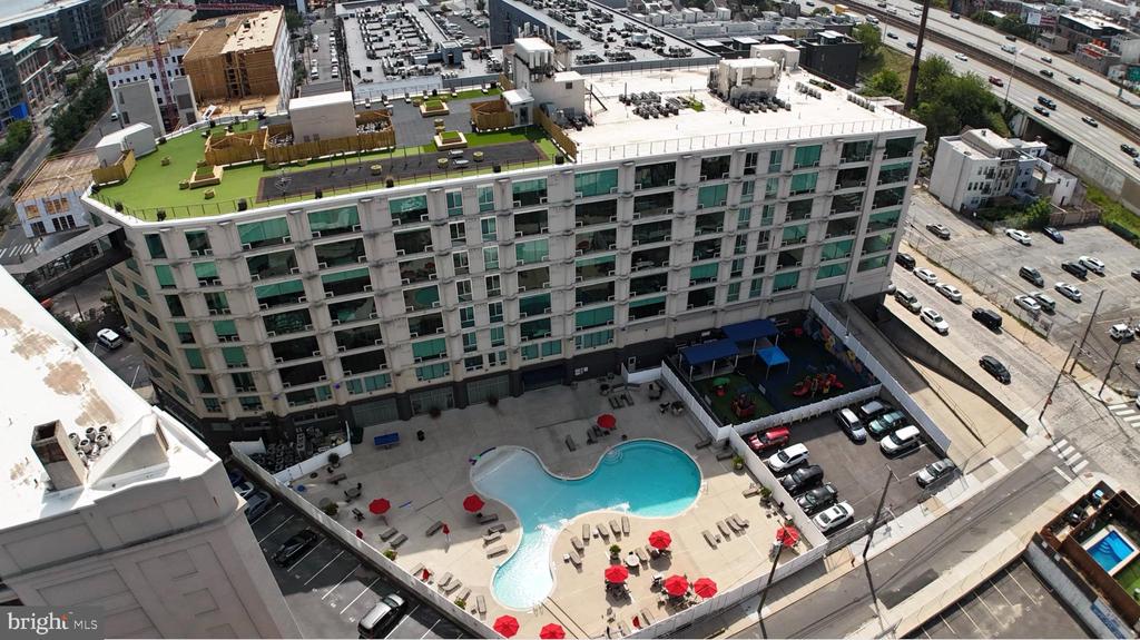 1 BROWN STREET Unit: 2B2BA