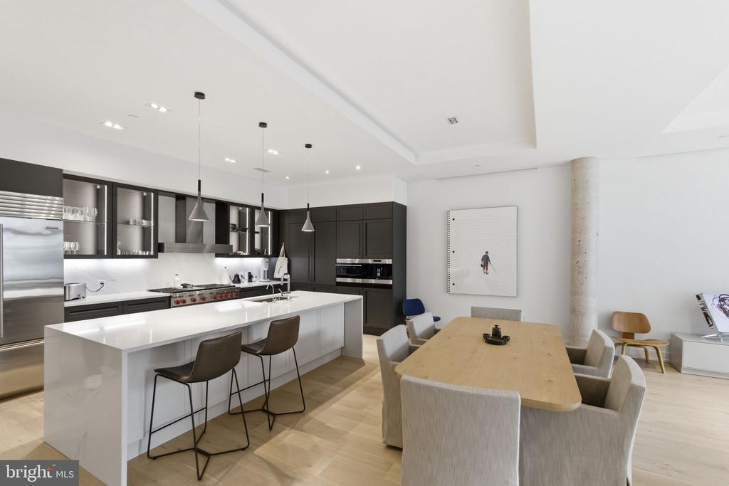 2108-10 WALNUT STREET Unit: 401