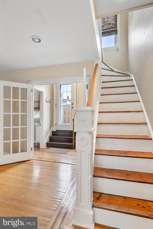 309 E GIRARD AVENUE