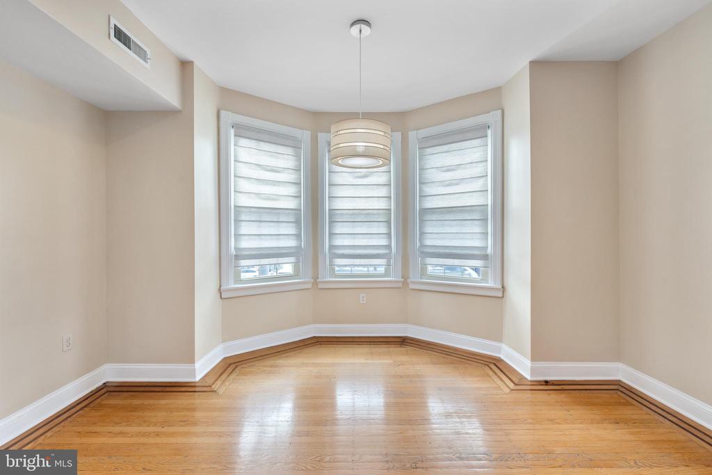 309 E GIRARD AVENUE