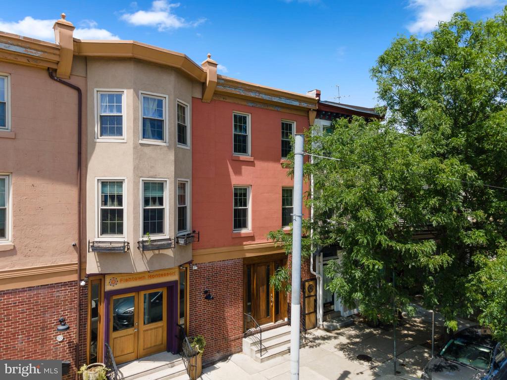 309 E GIRARD AVENUE