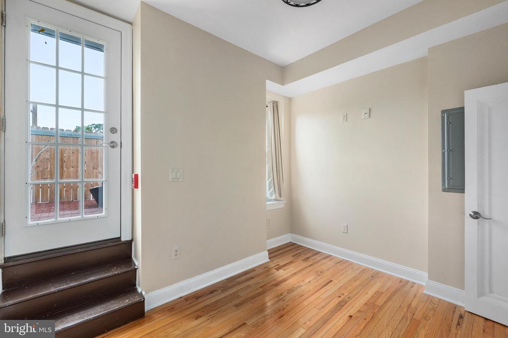 309 E GIRARD AVENUE