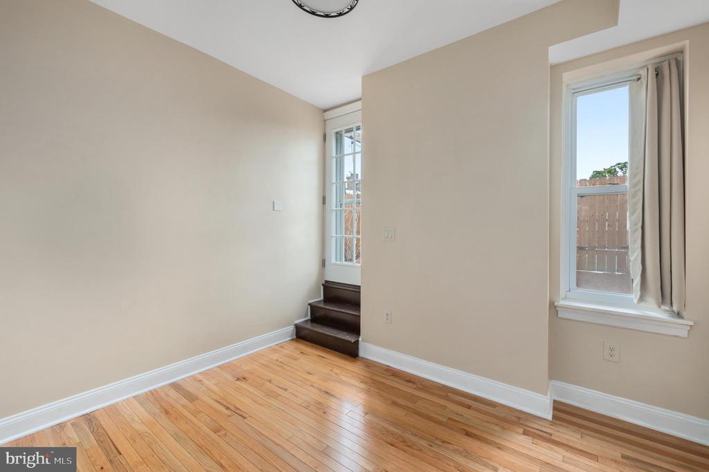 309 E GIRARD AVENUE