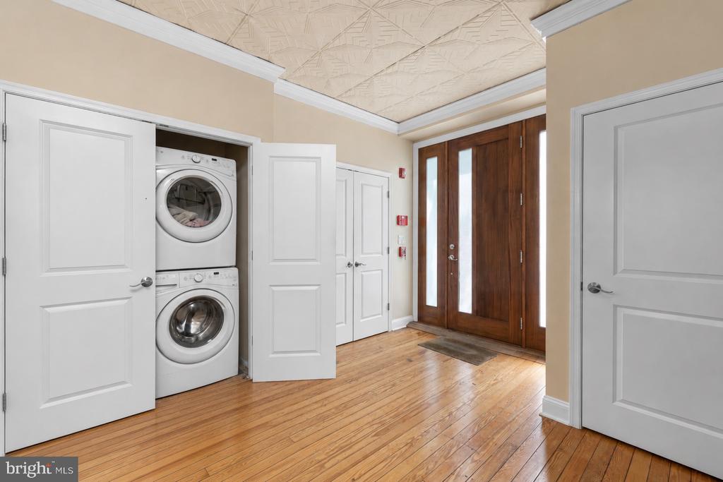 309 E GIRARD AVENUE