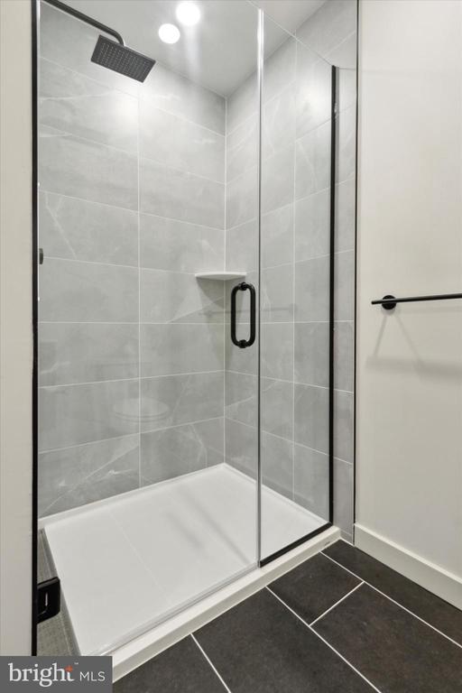 1775 N AMERICAN STREET Unit: 211