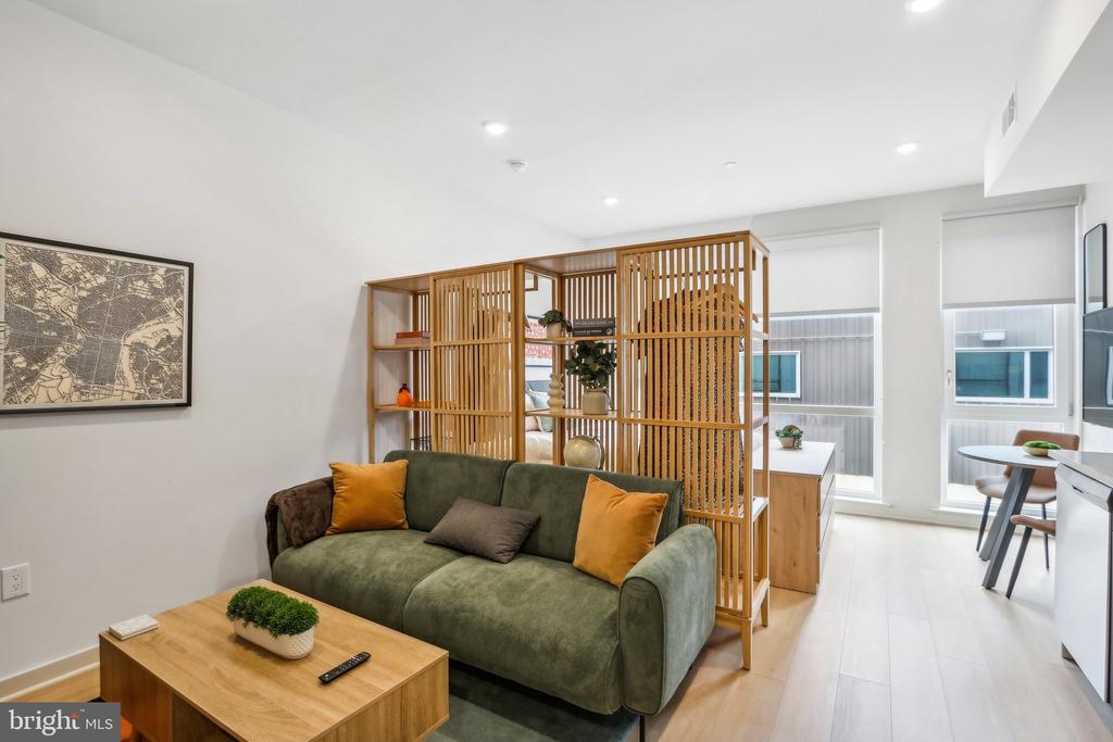 1775 N AMERICAN STREET Unit: 211
