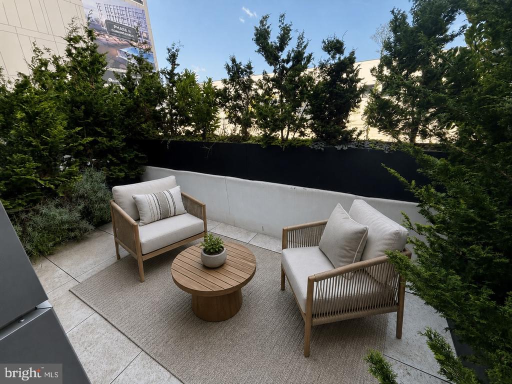 1775 N AMERICAN STREET Unit: 211