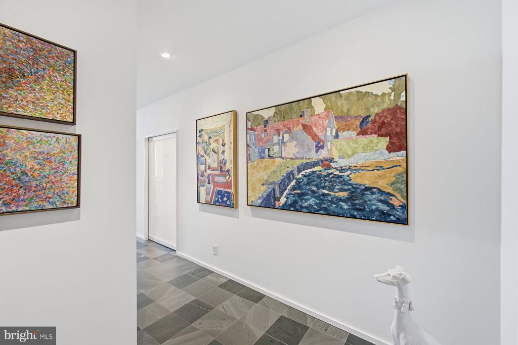 210 W WASHINGTON SQUARE Unit: 6N