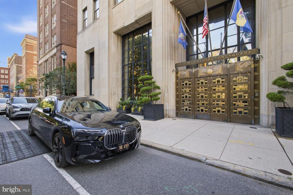 210 W WASHINGTON SQUARE Unit: 6N