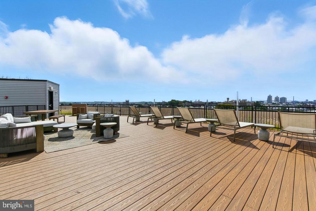 2110 E NORRIS STREET Unit: 416