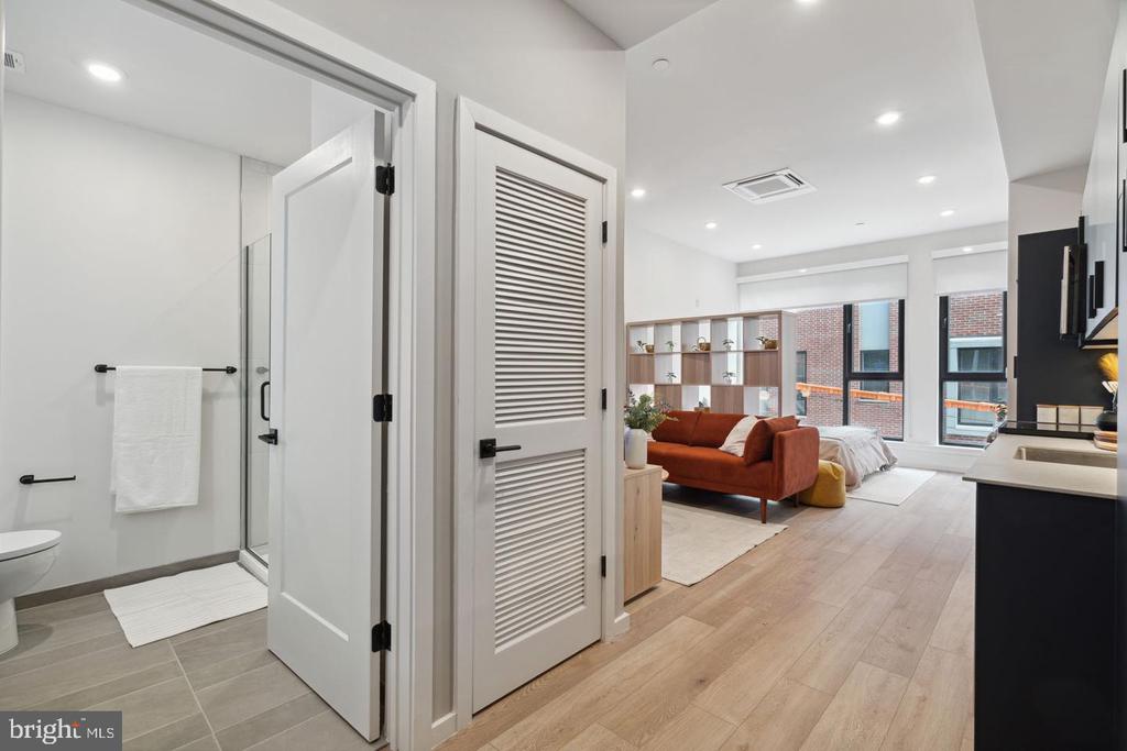1705 N AMERICAN STREET Unit: 205