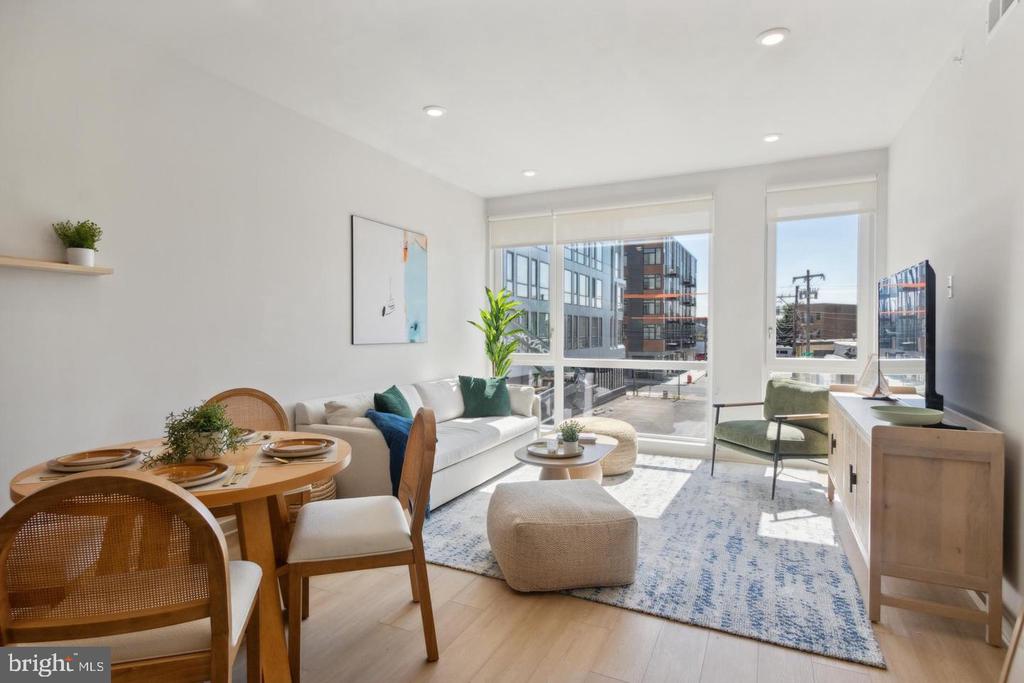 1775 N AMERICAN STREET Unit: 228