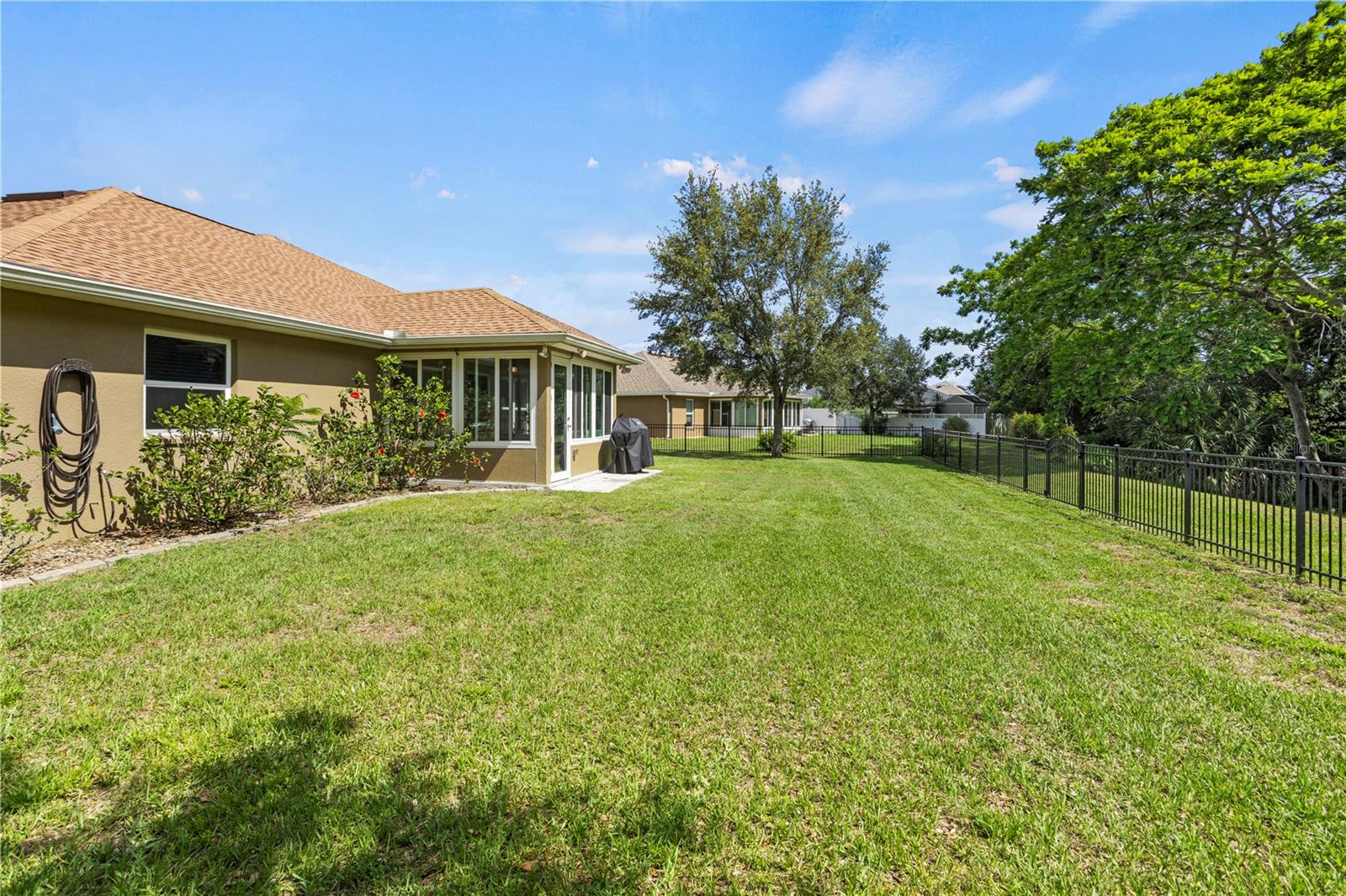 1519 BLUE SKY BLVD