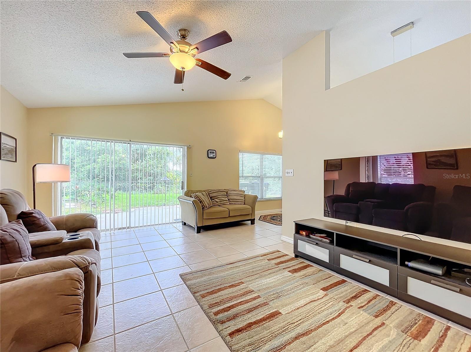 2760 WHISPER LAKES CLUB CIR