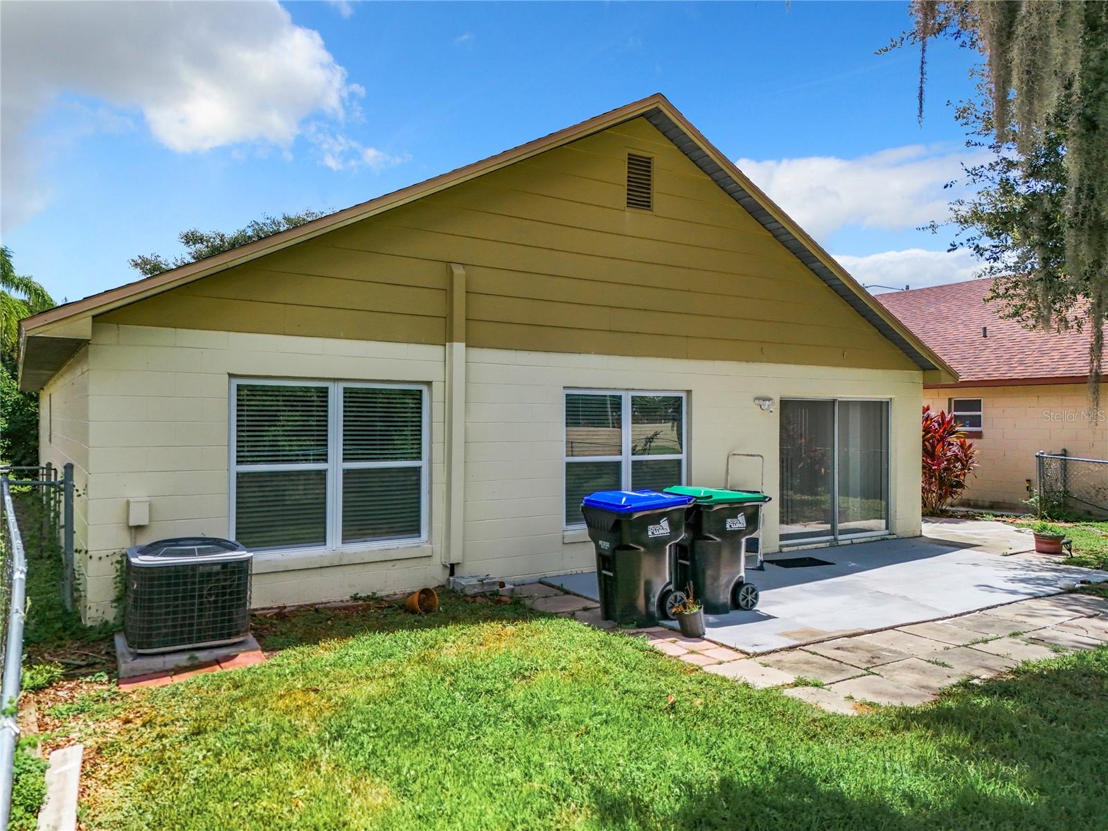 2760 WHISPER LAKES CLUB CIR