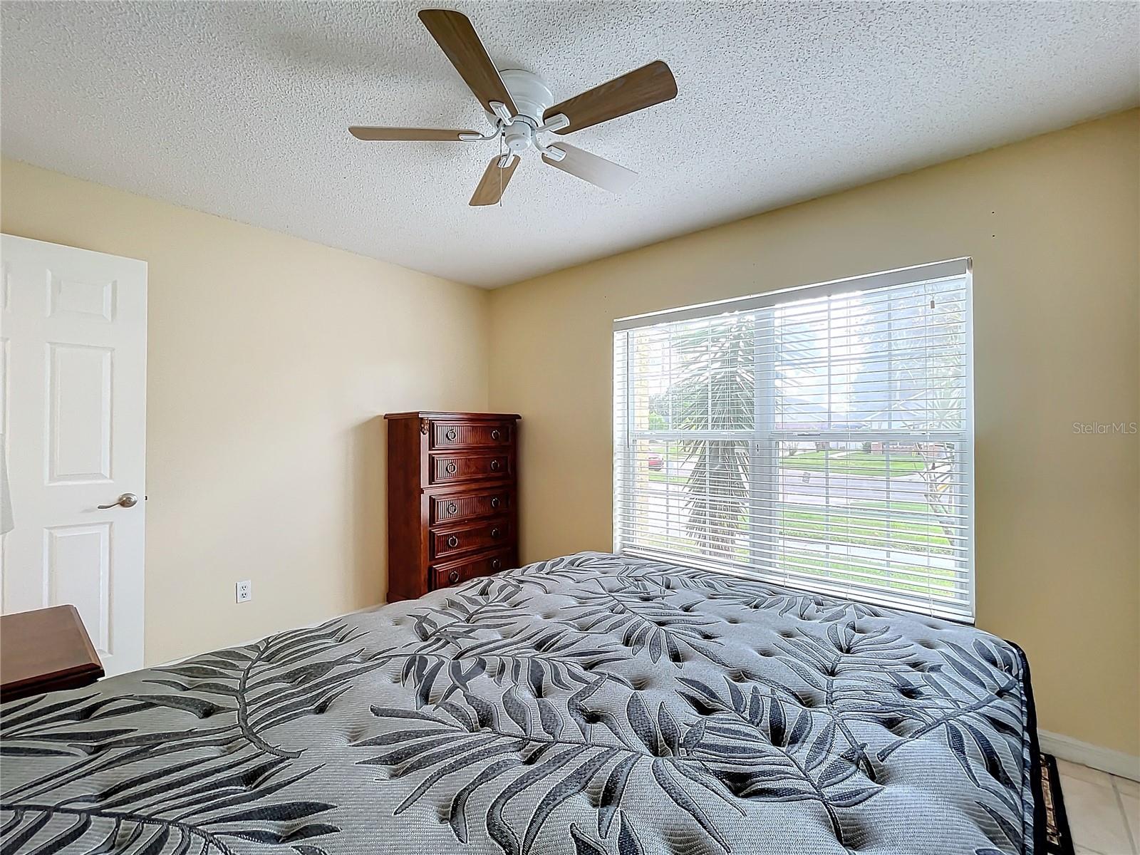 2760 WHISPER LAKES CLUB CIR