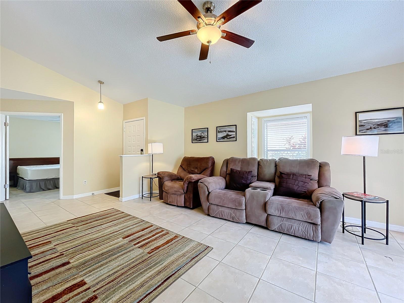 2760 WHISPER LAKES CLUB CIR