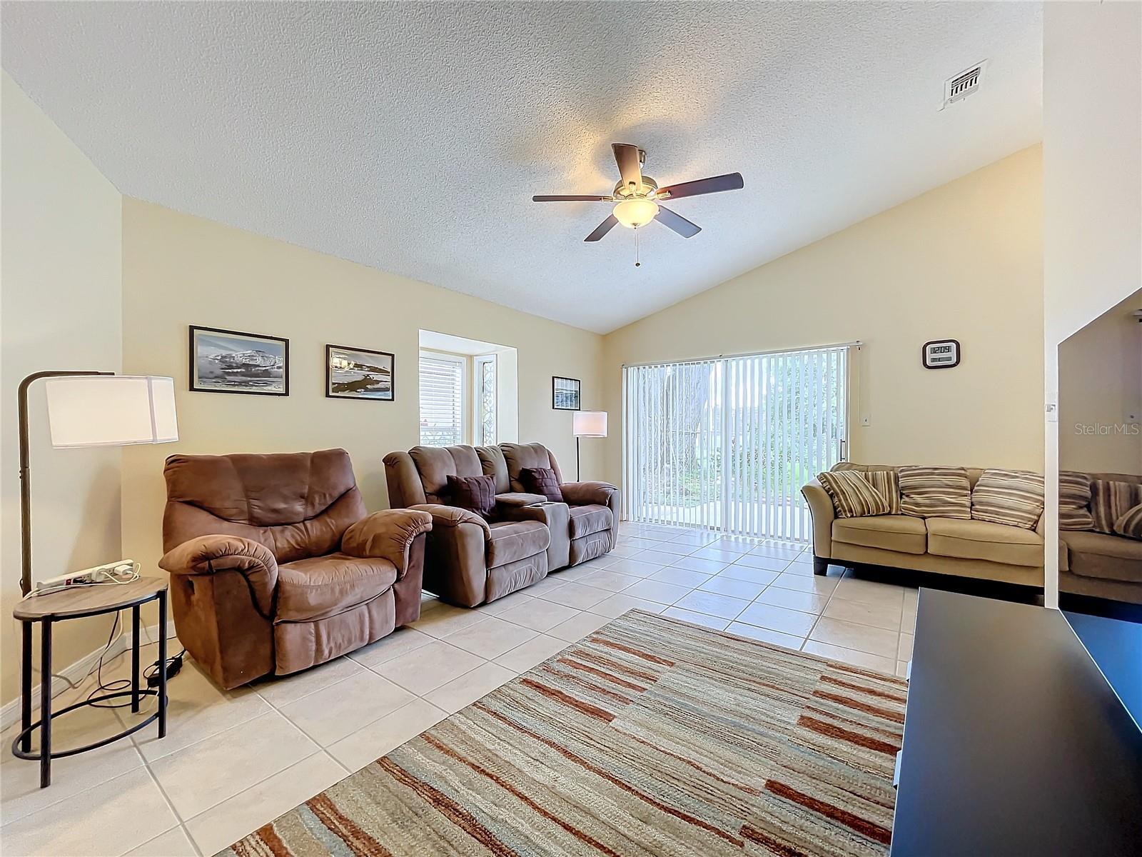 2760 WHISPER LAKES CLUB CIR