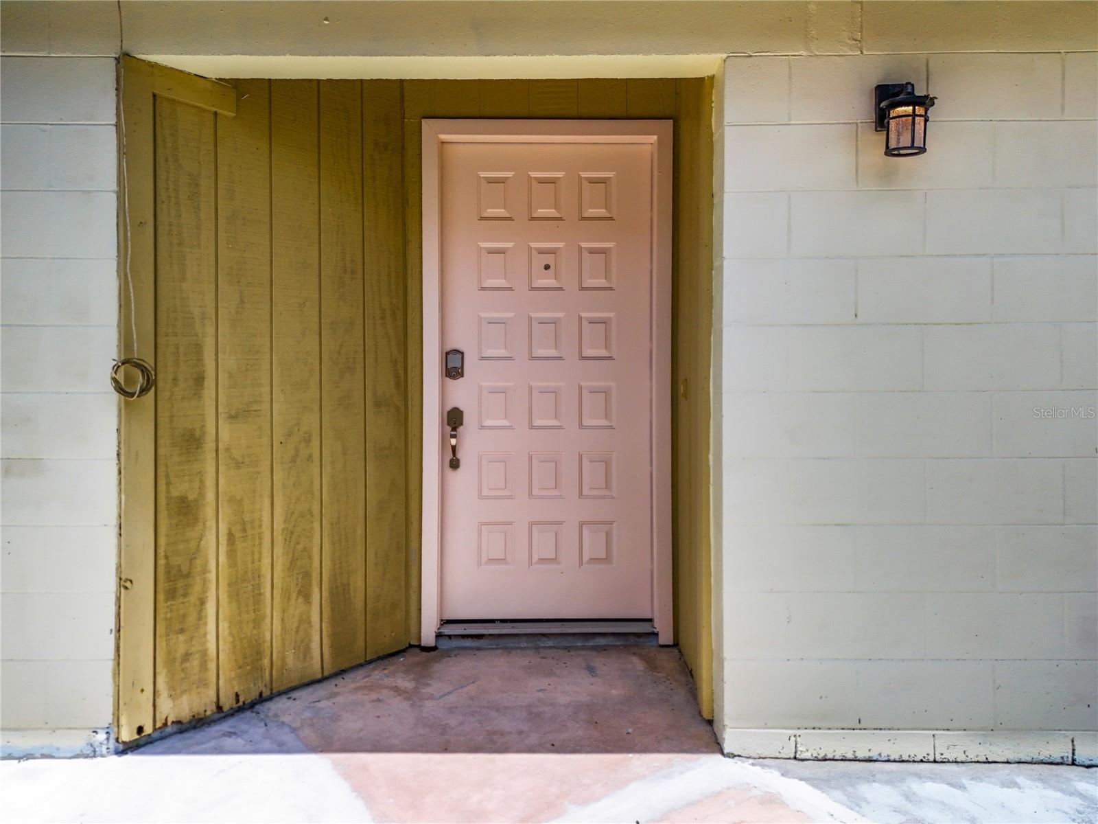 2760 WHISPER LAKES CLUB CIR