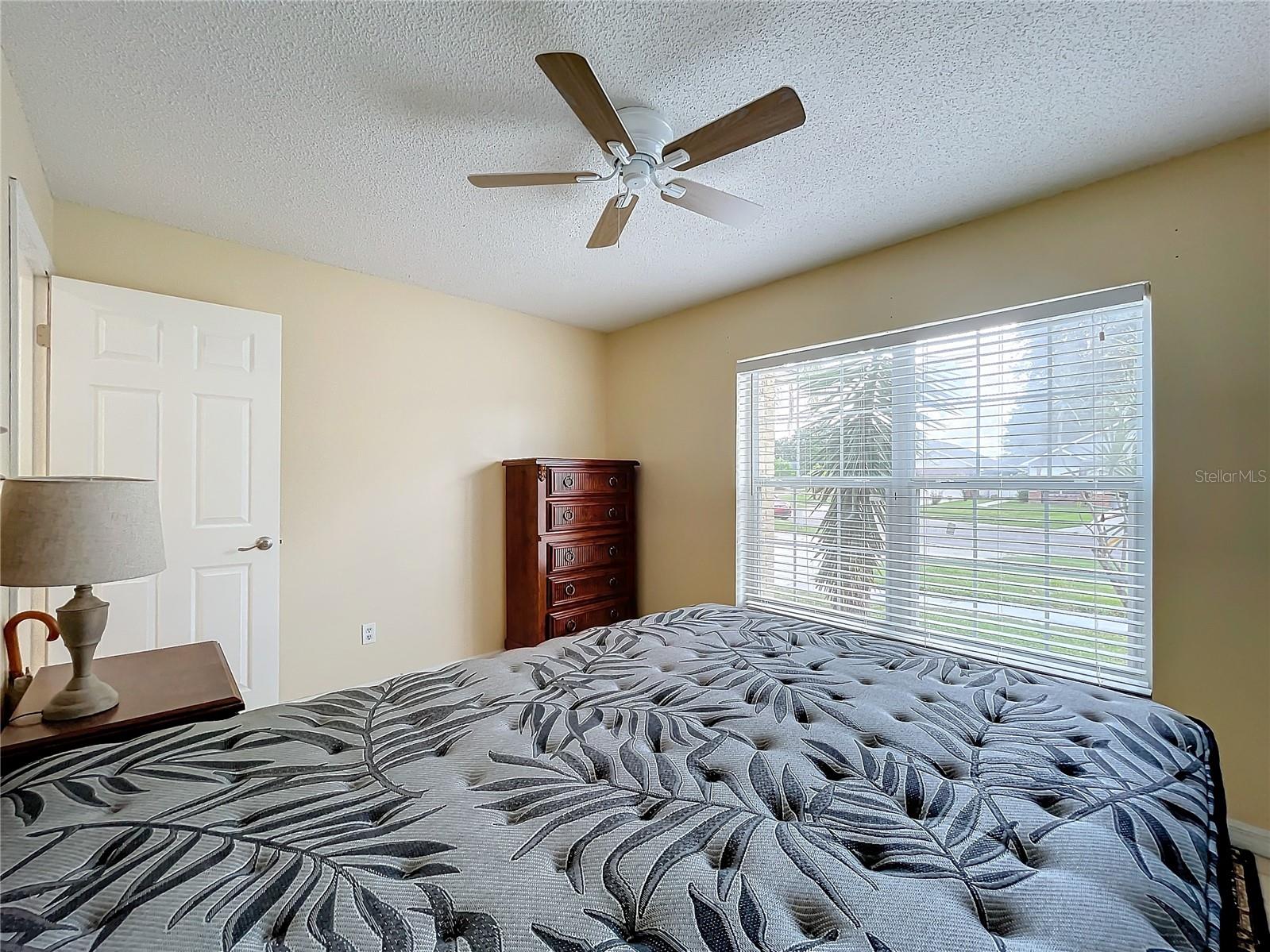2760 WHISPER LAKES CLUB CIR