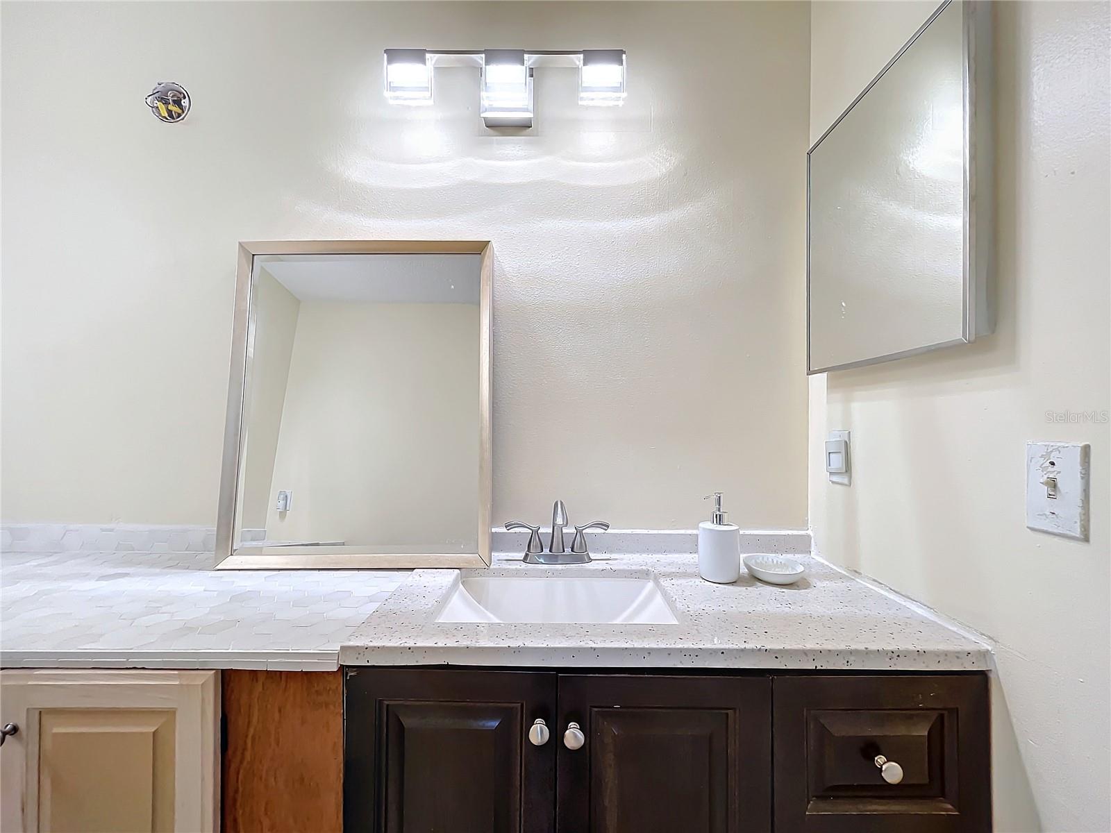 2760 WHISPER LAKES CLUB CIR