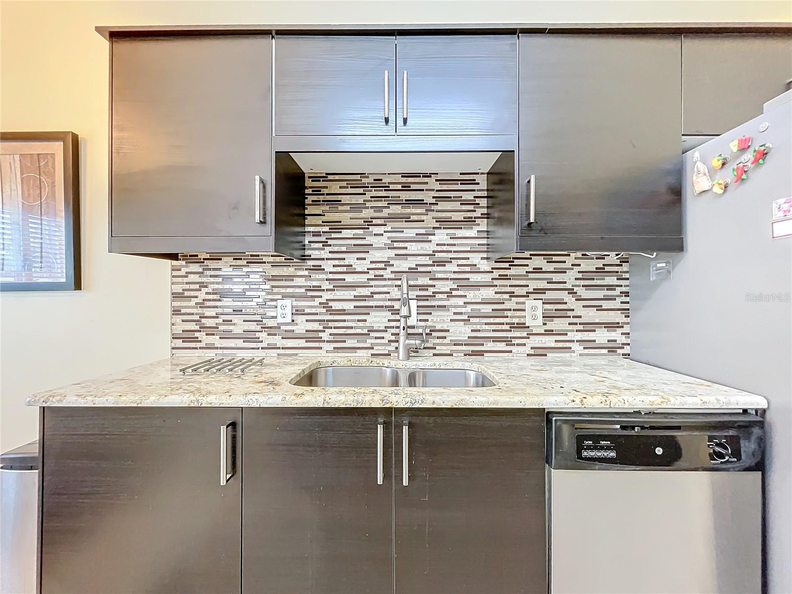 2760 WHISPER LAKES CLUB CIR