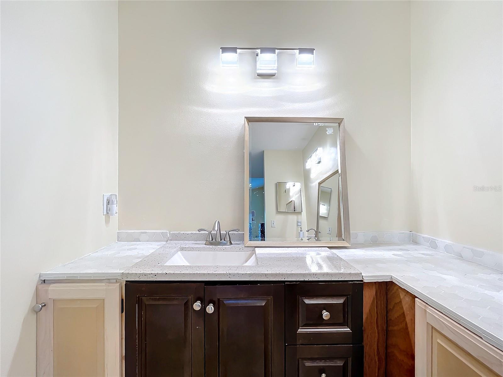 2760 WHISPER LAKES CLUB CIR