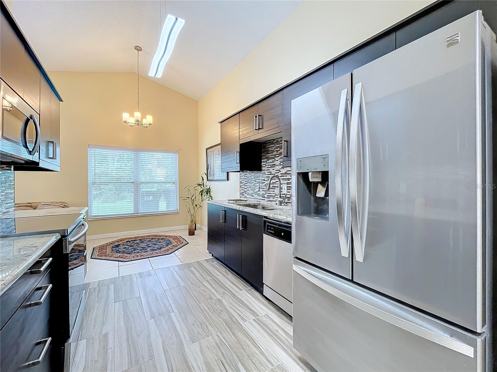 2760 WHISPER LAKES CLUB CIR