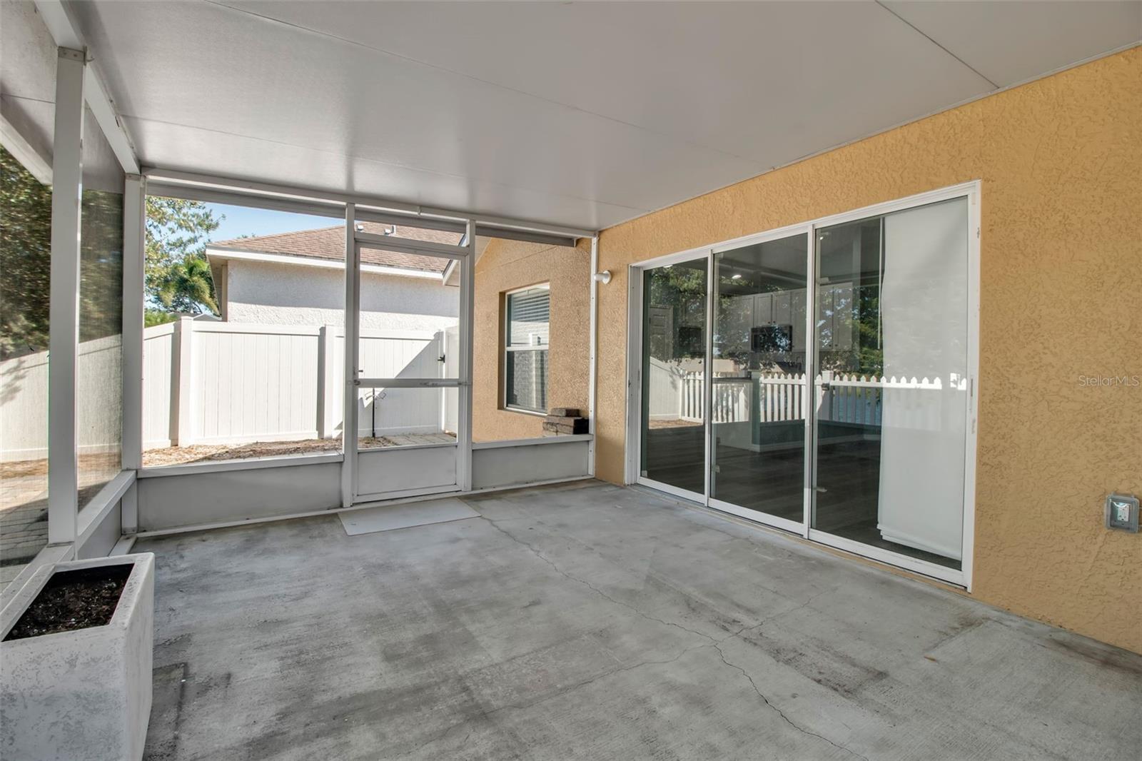 9628 CYPRESS HARBOR DR